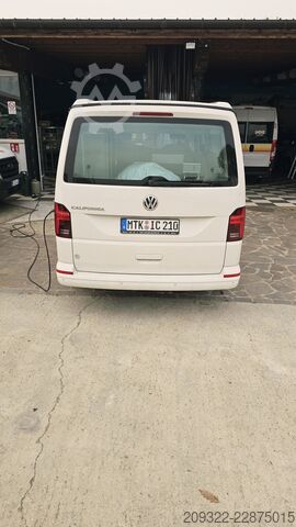 Campingvogn Volkswagen California Ocean 2022 | Automatico | Tetto a soffietto