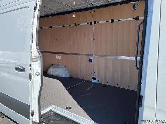 Kastenwagen Mercedes-Benz Sprinter 315 CDI Kasten SELECT Extralang LED AHK Parkpaket