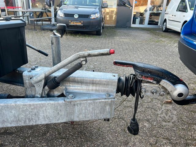 Car carrier trailer BLYSS Autotransporter 3500 kg kippbar 655x205cm 3-achs