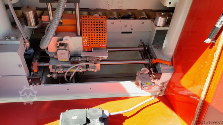 Plaqueuse de chants EBM KDP112SLK