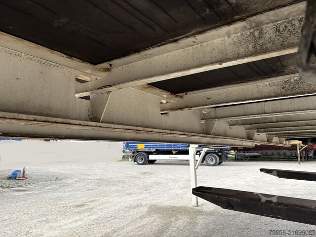 Plateforme amovible avec plateau Krone BDF 7,45m Baustoff Bordwand + Türen