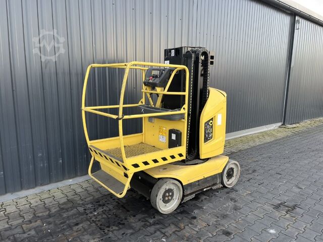 Teleskopowa platforma masztowa JLG Toucan 8E
