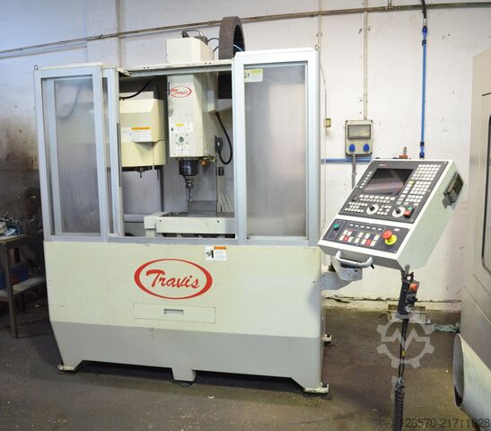 Yataklı CNC freze makinesi Travis MM-4