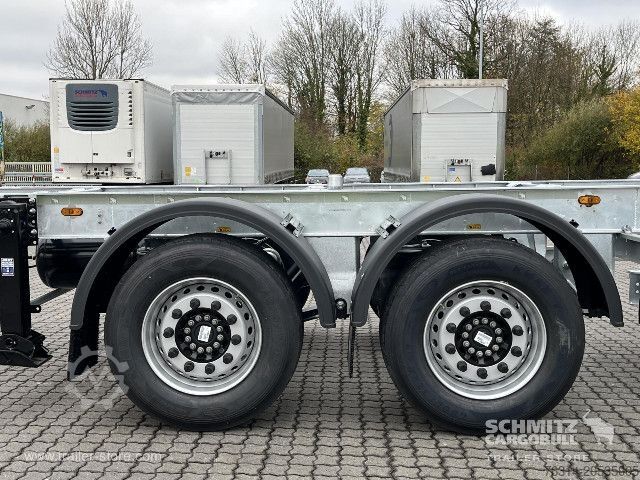 Swap chassis trailer Schmitz Cargobull Zentralachsanhänger Wechselfahrgestell Standard