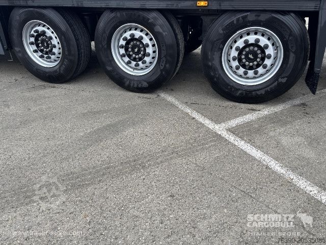 Reefer semitrailer Schmitz Cargobull Semitrailer Reefer Standard divu klāju