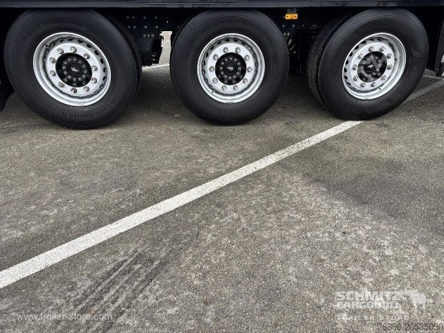 Open semitrailer with tarp Schmitz Cargobull Semitrailer Curtainsider Standard