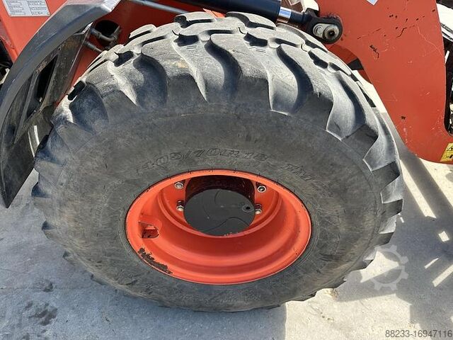 Nakladač Kubota R065W