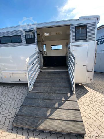 Boskapstransportör MAN 8220 TGL    3-4 Pferde