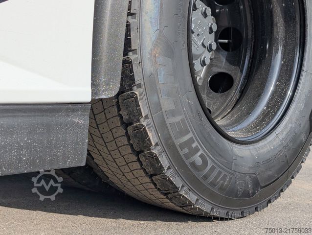 Standard dragbil DAF XG+ 530 PS, MIETEN?