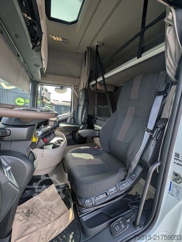 Standard dragbil DAF XG+ 530 PS, MIETEN?