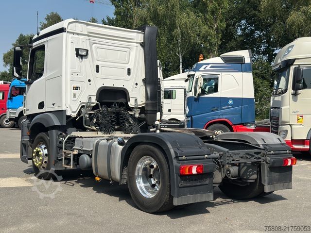Farligt gods lastbil MERCEDES-BENZ Actros 1843 ADR FL/AT Safety Xenon