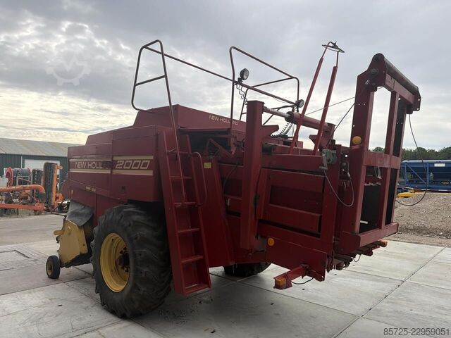 Vierkante balenpers New Holland D2000