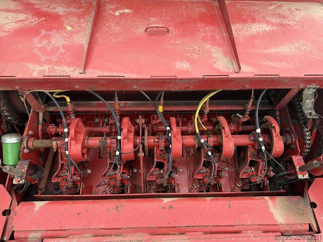 Vierkante balenpers New Holland D2000