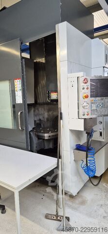 5-osiowe centrum obróbcze Haas UMV750