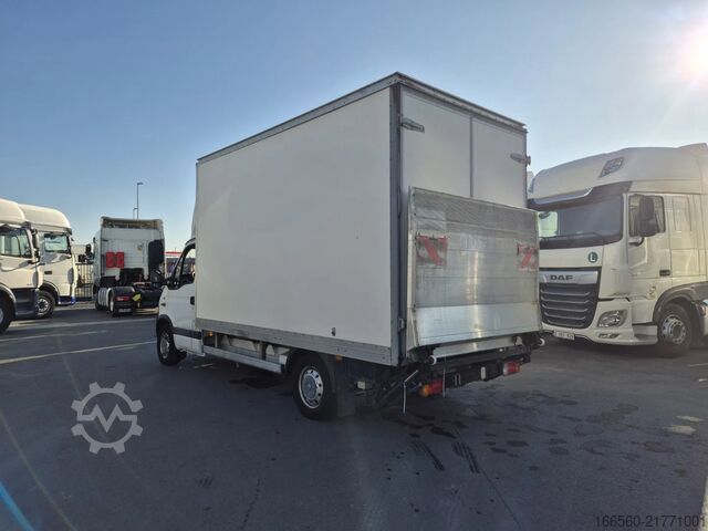 Φορτηγό-κιβώτιο Renault Master DCI 120