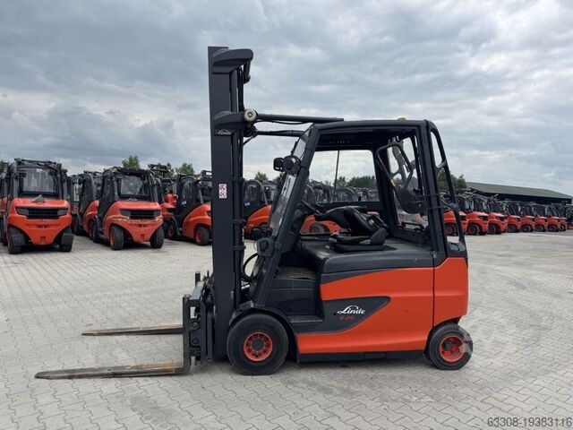 Stivuitor electric cu 4 roți Linde E25HL-02/600