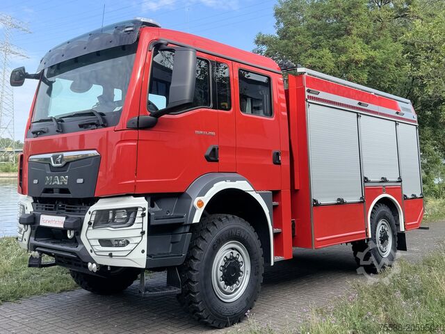 Brandbil tankvogn med firehjulstræk (TLF) MAN TGM 13.290 TLF 3000 Allrad 4000 l Wasser