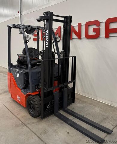 Wózek widłowy Toyota 11049 - 8FBE15T