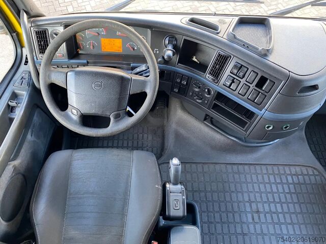 Volume SCM Volvo FH 13.400 / 2x tank / Euro 5 / Mega