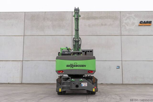 Mobiele graafmachine Sennebogen 821 E