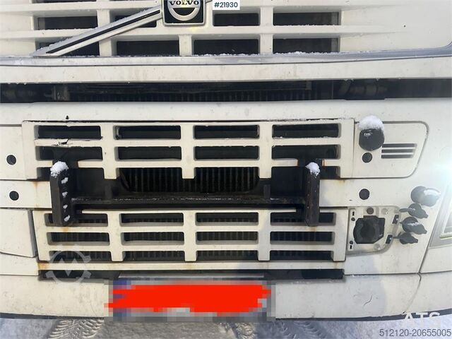 System för krokarm Volvo FH12 snow-plow equipped hook truck with Danish cab