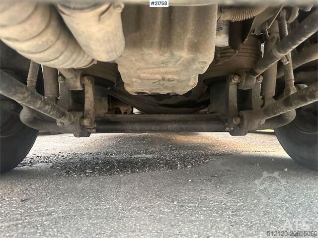 Kyld/fryst transport Volvo FM450 box truck 6x2 w/ full side opening, 2 zone u