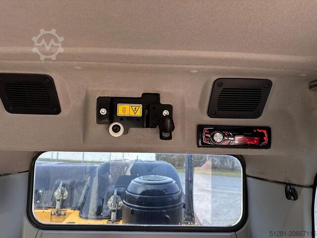 Graafmachine op rupsbanden Caterpillar 324E LN