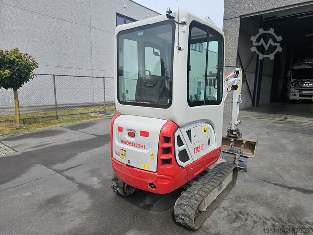 Mini ekskavatör Takeuchi TB216