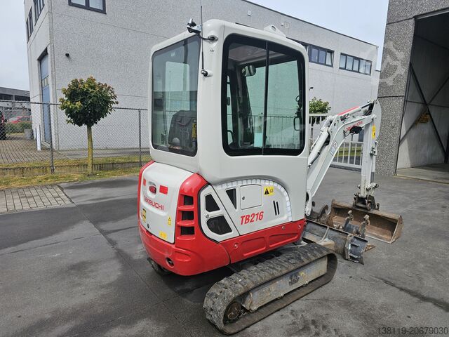Mini ekskavatör Takeuchi TB216