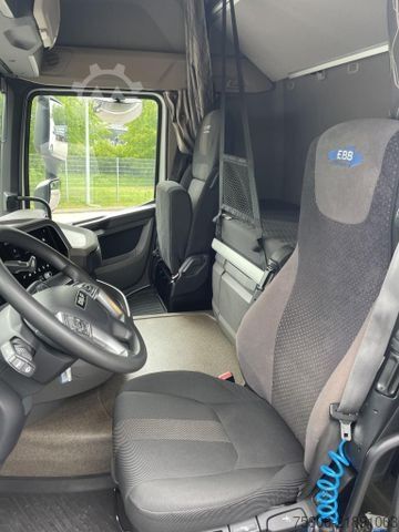 Standaard trekker DAF FT XF 530 NGD, Kipphydraulik