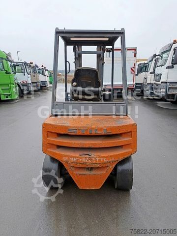 Frontgaffeltruck STILL Diesel / 3 Tonnen / Typ R70-30