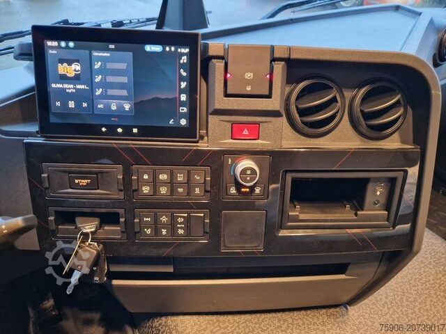 Standard tractor unit Renault T-Series