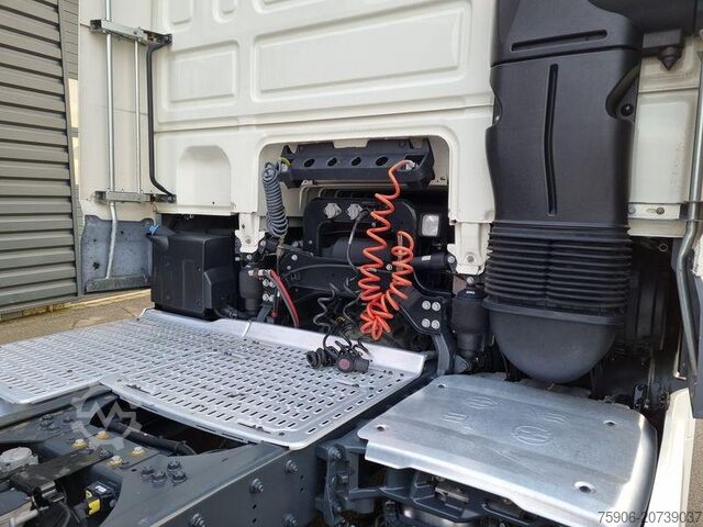 Standard tractor unit DAF XF