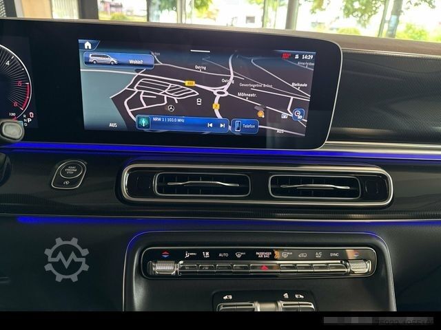 Minibus MERCEDES-BENZ V 220d 4MATIC STYLE DISTRONIC+MULTIBEAM+AHK+NAVI