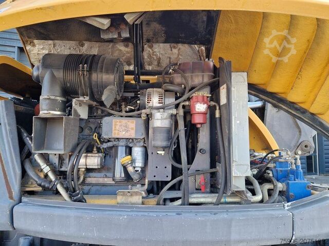 Hydraulic shovels Mecalac 714 MW