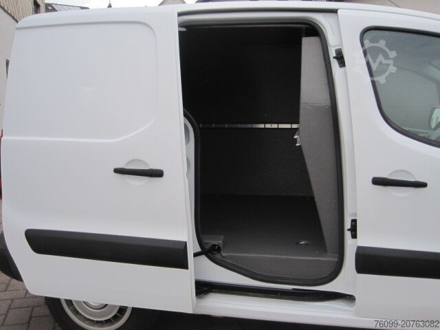Speciaal omgebouwde bestelwagens Peugeot Partner HDI Hygieneausbau 3-Sitzer M+S