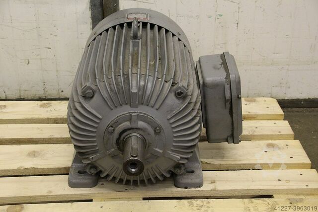 Electric motor 5.5/8/22 kW 740/975/1475 Rpm BEN KDY 200L-8/6/4