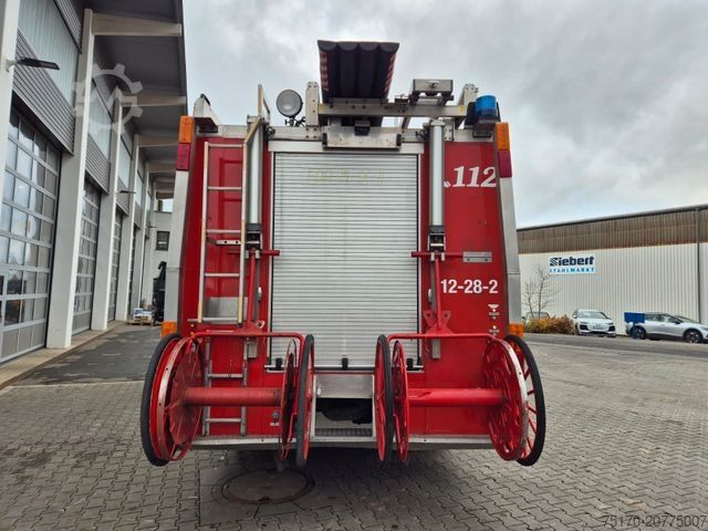 Caminhão para fins especiais MAN FE 26.360 LF 8 Löschfahrzeug