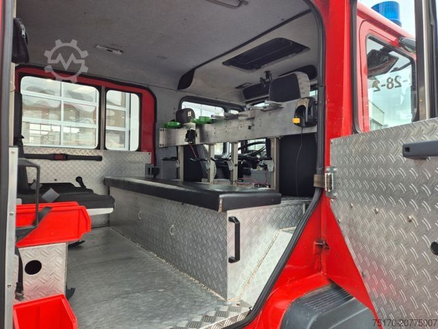 Caminhão para fins especiais MAN FE 26.360 LF 8 Löschfahrzeug