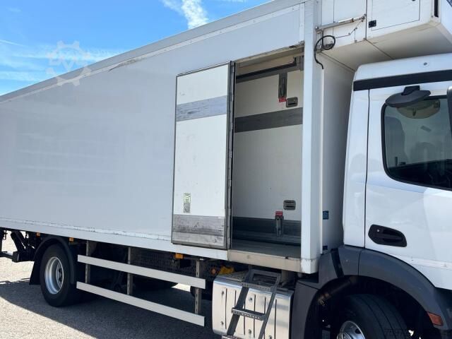 Kølebil  Actros 1830L TK-FRIGOBLOCK