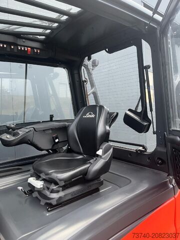 Ηλεκτρικό περονοφόρο τετράτροχο Linde E50HL-01