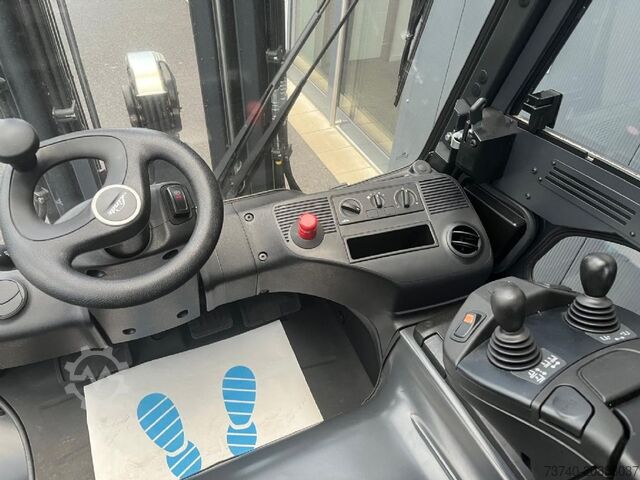 Ηλεκτρικό περονοφόρο τετράτροχο Linde E50HL-01