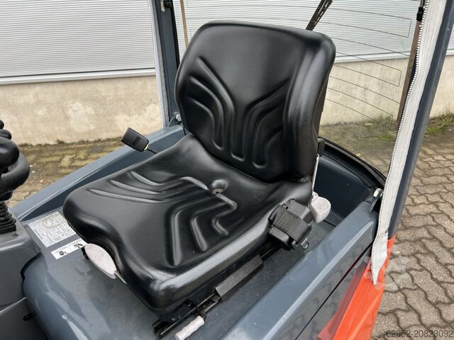 Electric 3-wheel forklift Toyota 7 FBEST 15