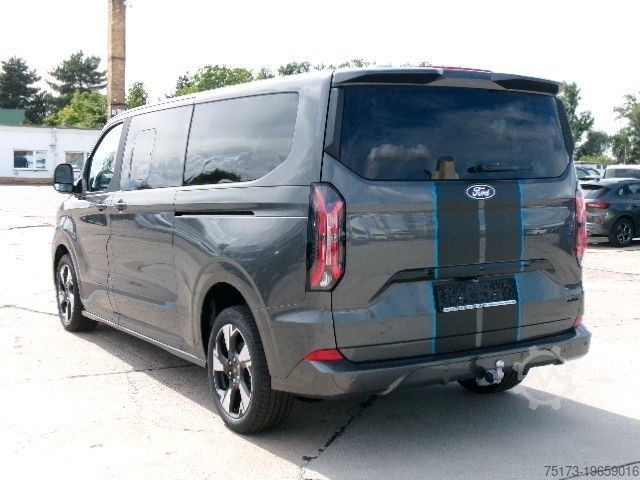 Minibus FORD Tourneo Custom 320L2 Sport 4x4 AHK Exklusiv ACC