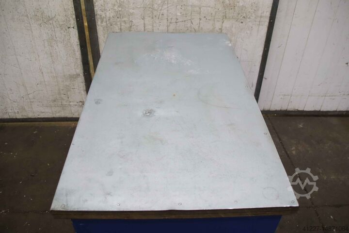 Werkbank unbekannt 1240/700/H850 mm