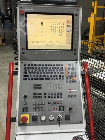 Universal machining center HERMLE C40U