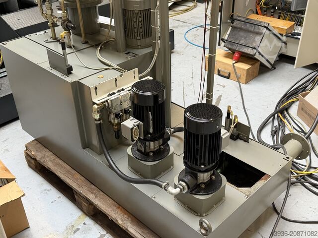 5-axis CNC machine (VMC) HERMLE - C600U HERMLE C600U