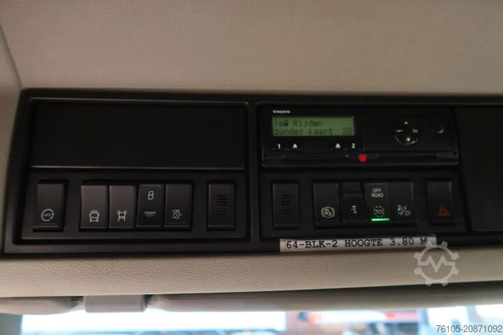 Box body Volvo FM 420 6x2 Bak + Dhollandia klep 1500 kg + Aanh...