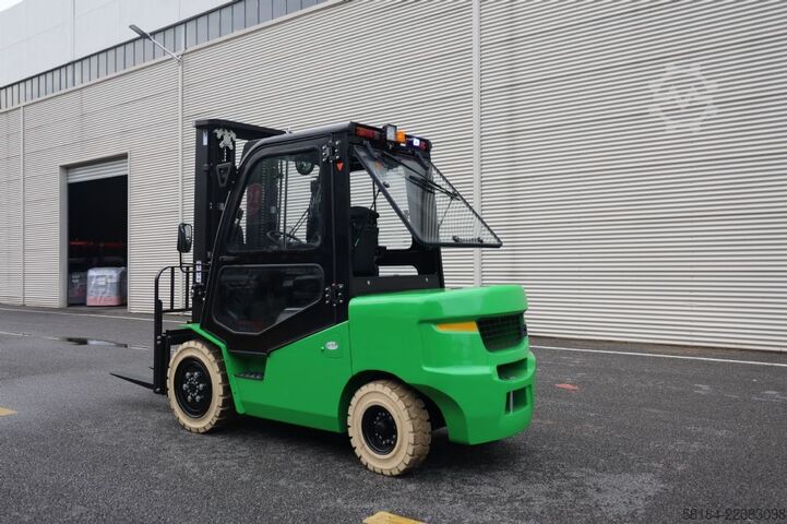 Elektrische vorkheftruck met 4 wielen Noblelift CPD38-A