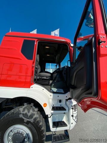 Șasiu de camion MAN TGM 18.250 4x4 BB/Fahrgestell/3-Sitze/Neu